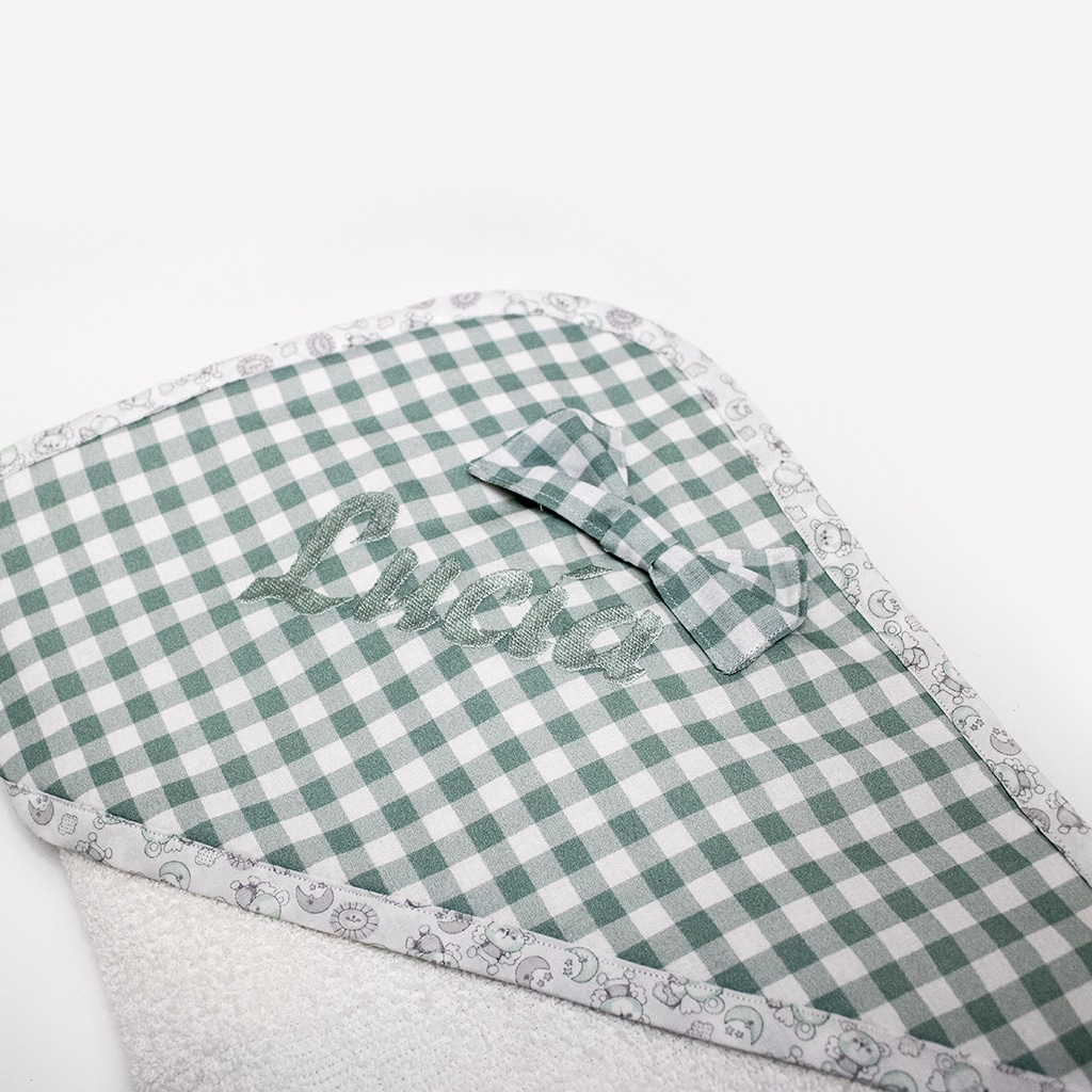 capa baño vichy con lazo y nombre Lucía