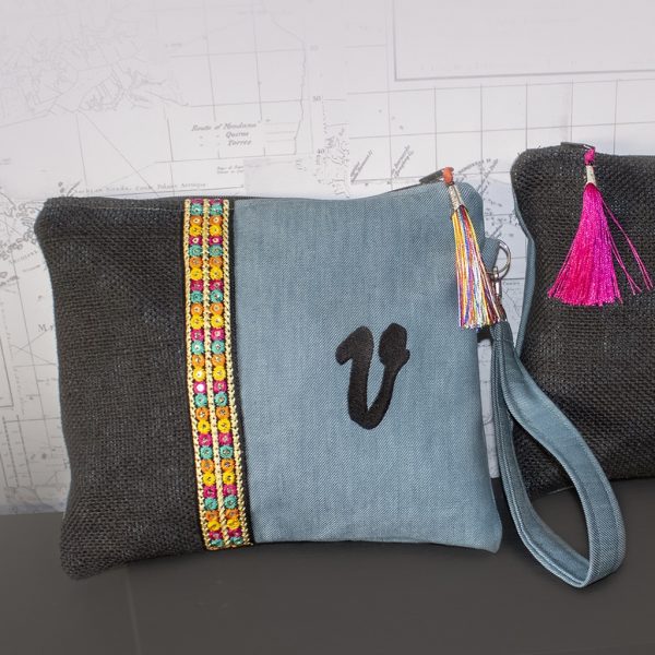 bolso con asa diseño artesanal combinada